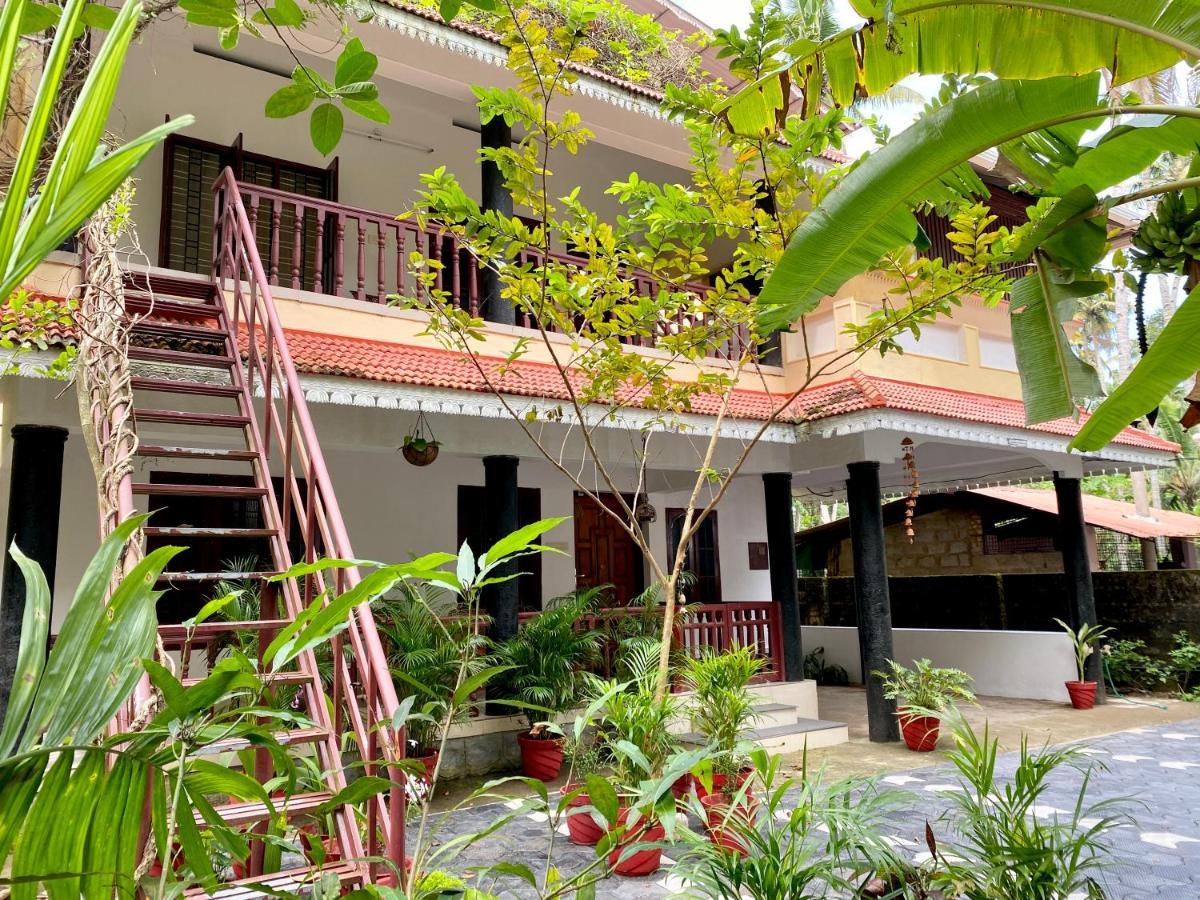 Tattwamasi Ayuryoga Hotel Varkala Bagian luar foto